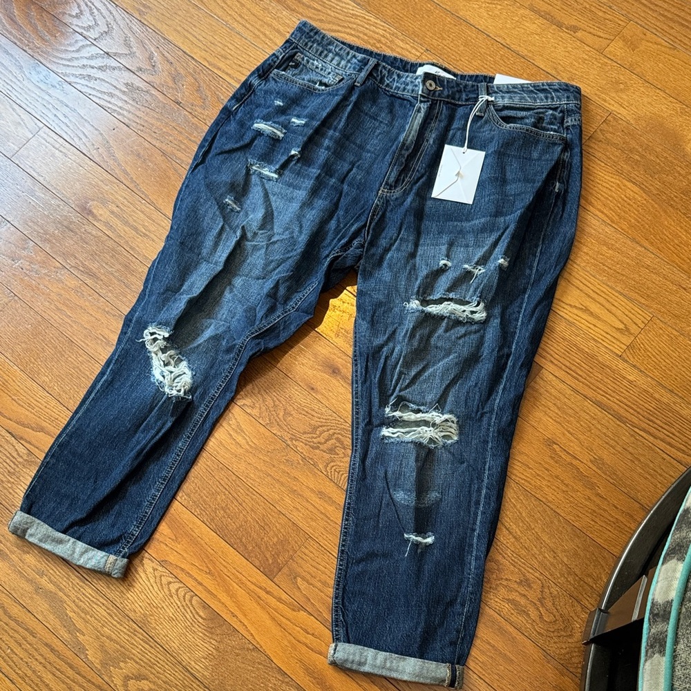KanCan women's Relaxed Distressed Dark Blue Jeans